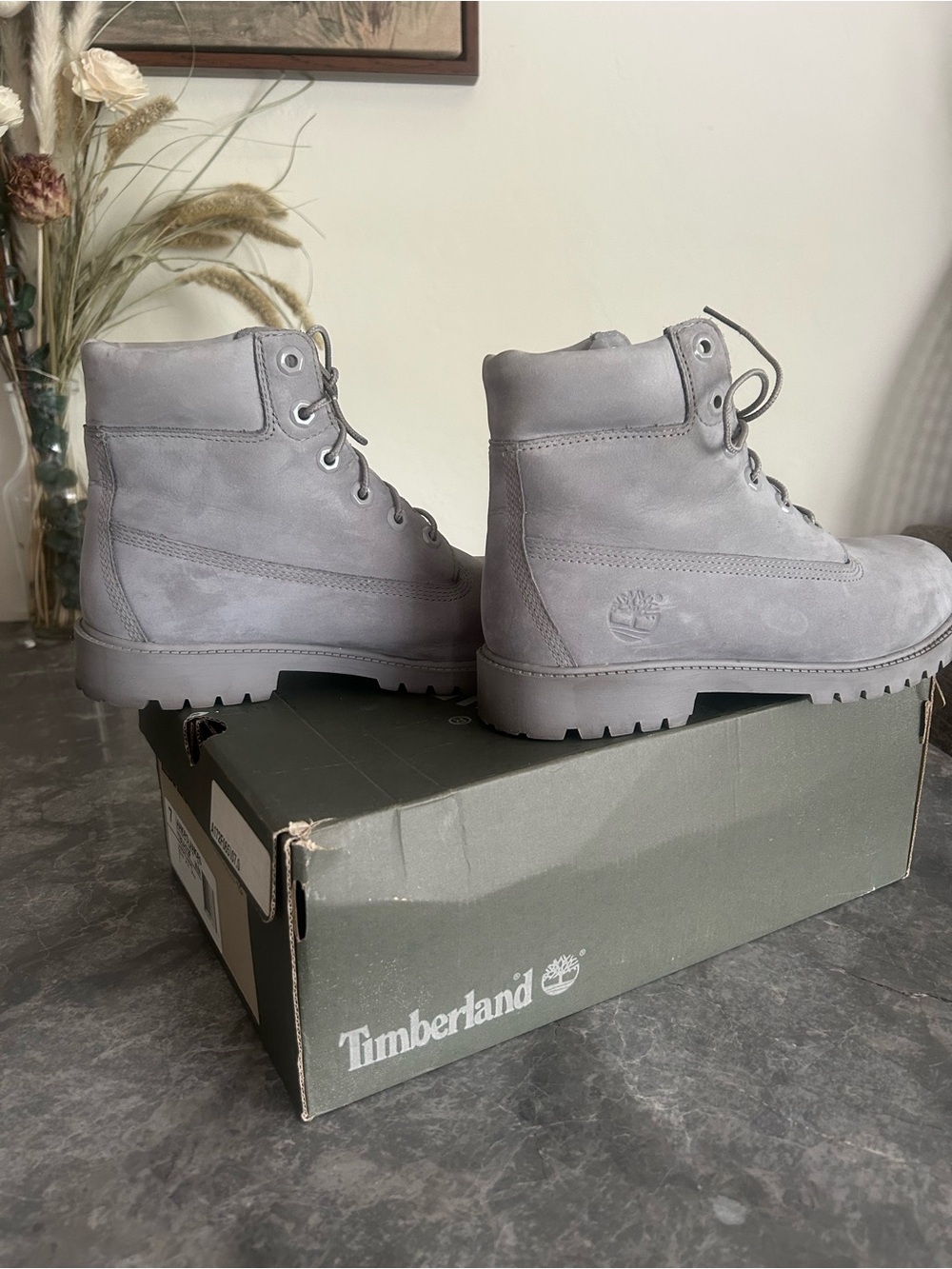 Timberland 6” Premium Waterproof Boots Grey Nubuck | Size 7 | Neutral Streetwear